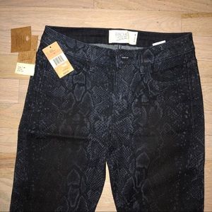 NWT Rachel Roy snake print skinny jeans